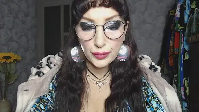 Aziza1 online show from November 2025 02:52:02 PM