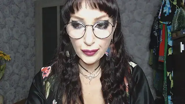 Aziza1 online show from November 2025 01:55:01 PM