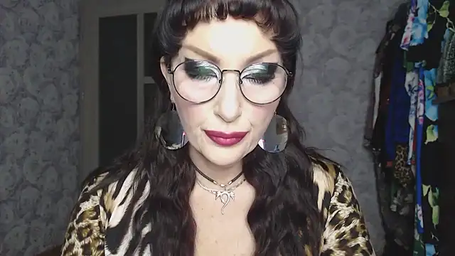 Aziza1 online show from December 2025 02:03:01 PM