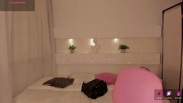 AshleyRoys online show from March 2025 07:48:02 PM