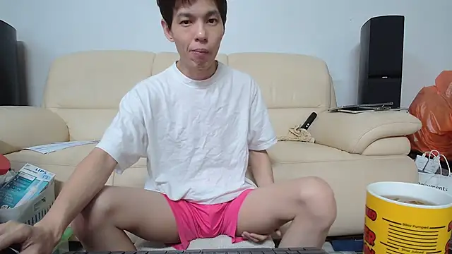 Snapshot of andrewooi chatting on February 2026 07:29:01 PM andrewooi online show from February 2026 07:29:01 PM