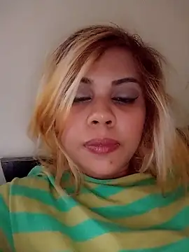 Nainagupta7890 online show from December 2025 03:06:01 PM