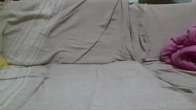 Snapshot of Leo_Big chatting on July 2026 10:23:01 AM Leo Big online show from July 2026 10:23:01 AM