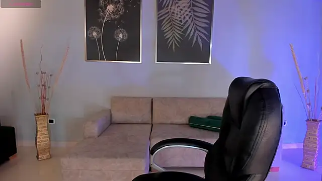 MorganHicks online show from September 2025 07:38:01 PM