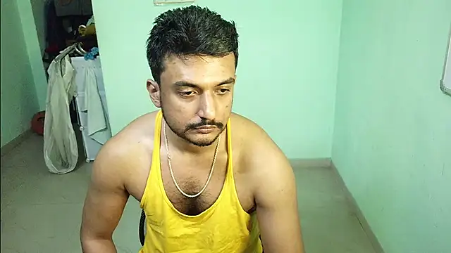 Snapshot of daringcutie chatting on December 2025 12:05:01 AM daringcutie online show from December 2025 12:05:01 AM