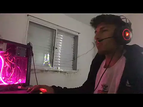 axel2leiva online show from October 2025 06:35:02 AM