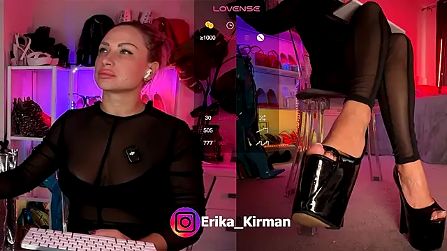 Erika Kirman online show from October 2025 09:26:02 AM