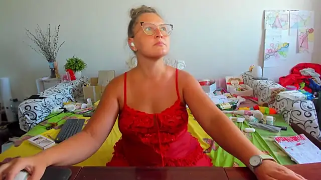 IamYourNarcotic online show from September 2025 12:38:02 PM