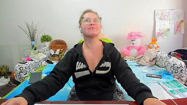 IamYourNarcotic online show from April 2026 11:58:01 AM