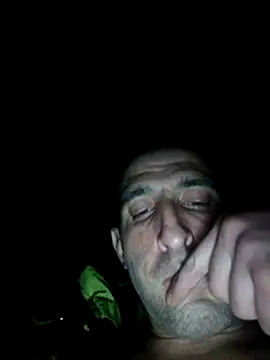 Snapshot of ZDRAVKICH chatting on December 2024 01:04:02 AM ZDRAVKICH online show from December 2024 01:04:02 AM