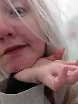 Snapshot of Mllesha74000 chatting on December 2024 12:45:02 PM Mllesha74000 online show from December 2024 12:45:02 PM