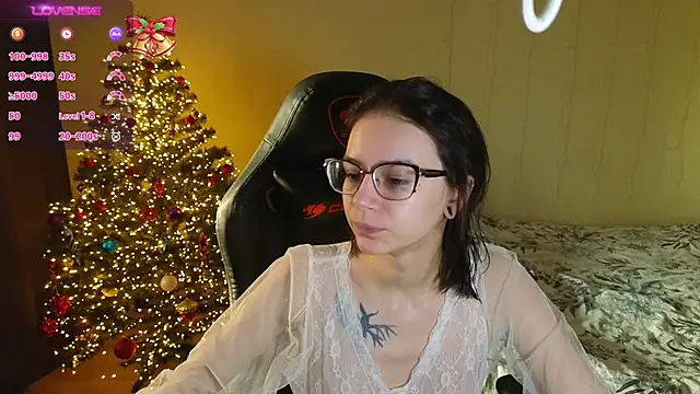 Snapshot of alyssa_sweet chatting on December 2024 05:26:02 AM alyssa sweet online show from December 2024 05:26:02 AM