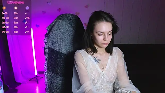 Snapshot of alyssa_sweet chatting on February 2025 02:03:02 AM alyssa sweet online show from February 2025 02:03:02 AM