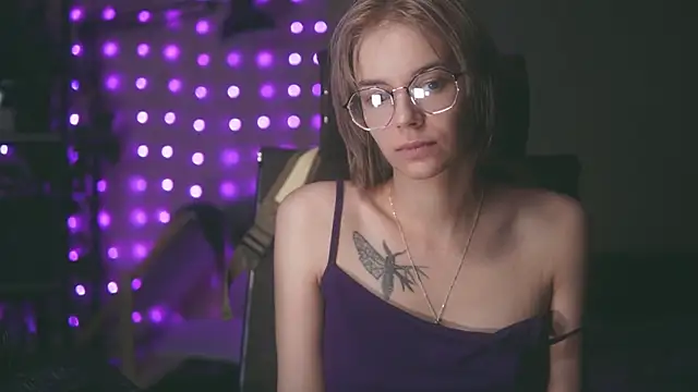 Snapshot of alyssa_sweet chatting on June 2026 06:52:02 AM alyssa sweet online show from June 2026 06:52:02 AM