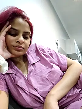 DirtySnowball69 online show from October 2025 05:45:01 PM