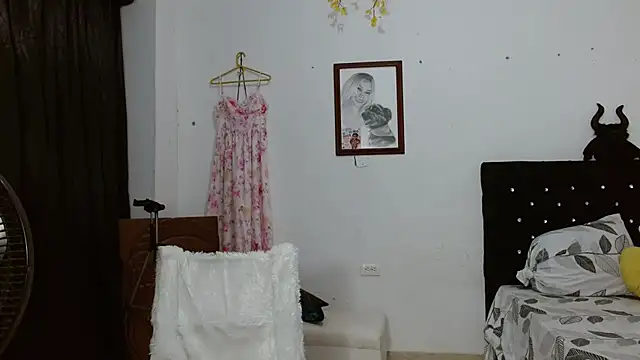 venuz mendoza20 online show from May 2026 01:40:01 PM