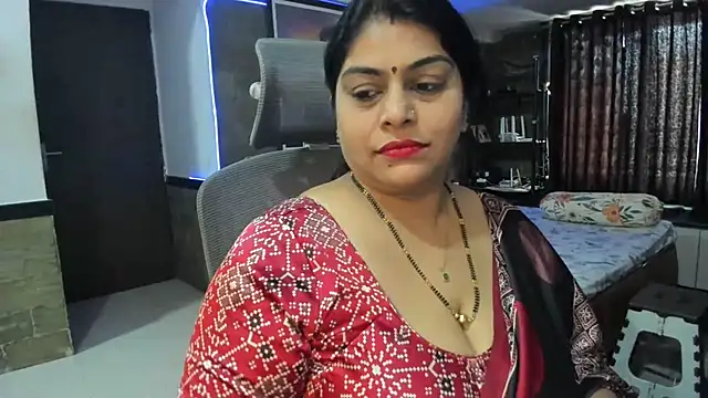 Snapshot of tarivishu23 chatting on December 2024 08:00:02 AM tarivishu23 online show from December 2024 08:00:02 AM
