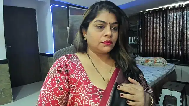 Snapshot of tarivishu23 chatting on January 2025 04:04:01 AM tarivishu23 online show from January 2025 04:04:01 AM