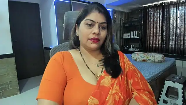 Snapshot of tarivishu23 chatting on January 2025 05:31:01 AM tarivishu23 online show from January 2025 05:31:01 AM