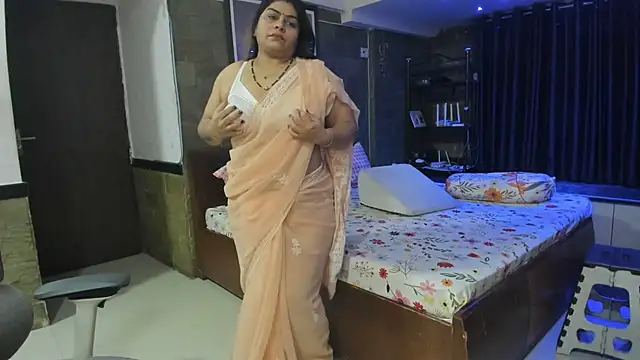 Snapshot of tarivishu23 chatting on January 2025 12:33:01 AM tarivishu23 online show from January 2025 12:33:01 AM