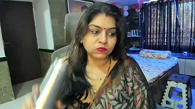 Snapshot of tarivishu23 chatting on February 2025 04:18:02 AM tarivishu23 online show from February 2025 04:18:02 AM