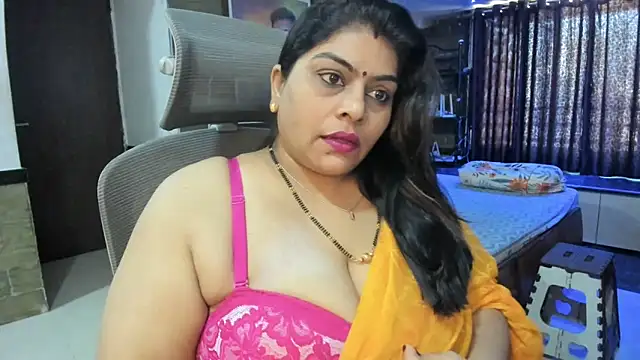 Snapshot of tarivishu23 chatting on March 2025 06:16:01 AM tarivishu23 online show from March 2025 06:16:01 AM