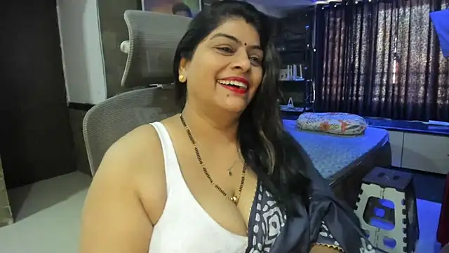 Snapshot of tarivishu23 chatting on March 2025 03:46:02 AM tarivishu23 online show from March 2025 03:46:02 AM