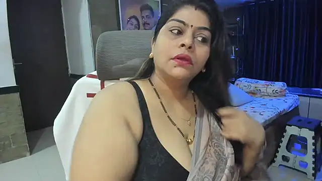 Snapshot of tarivishu23 chatting on March 2025 12:52:02 AM tarivishu23 online show from March 2025 12:52:02 AM