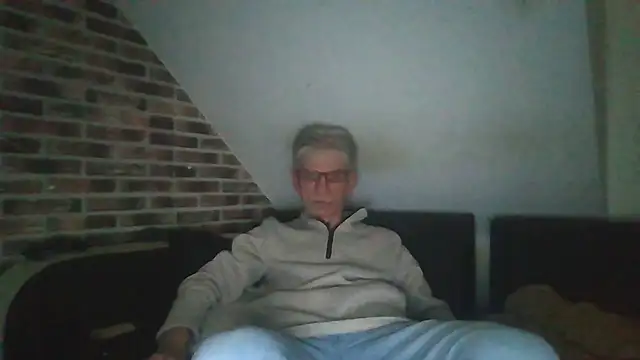 Snapshot of InMeinenMund chatting on November 2025 03:58:01 PM InMeinenMund online show from November 2025 03:58:01 PM