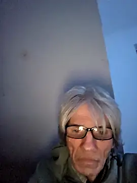 Snapshot of InMeinenMund chatting on March 2026 07:09:01 PM InMeinenMund online show from March 2026 07:09:01 PM