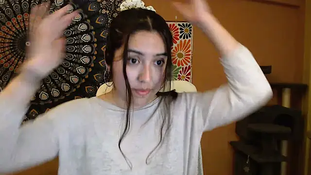 Snapshot of IntimateTales chatting on February 2025 05:33:01 PM IntimateTales online show from February 2025 05:33:01 PM