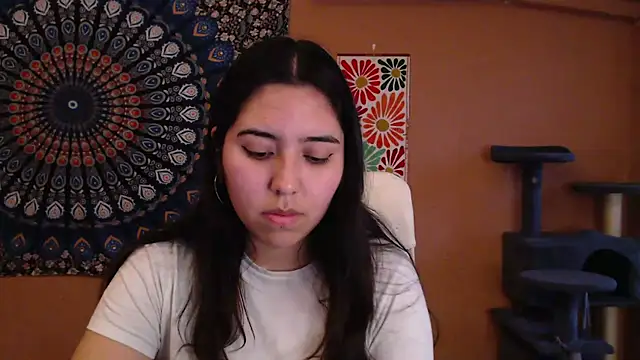 Snapshot of IntimateTales chatting on March 2025 04:17:02 PM IntimateTales online show from March 2025 04:17:02 PM