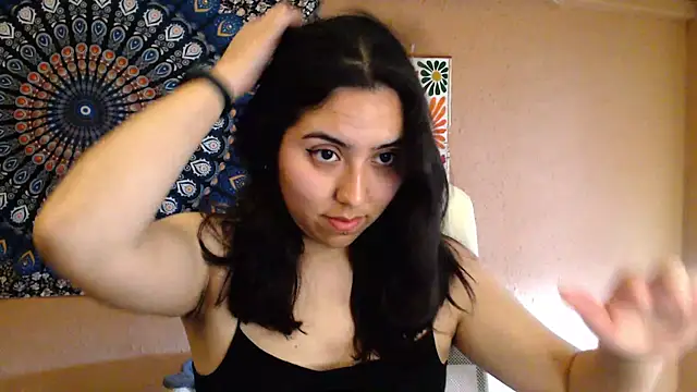 Snapshot of IntimateTales chatting on March 2025 12:43:02 PM IntimateTales online show from March 2025 12:43:02 PM