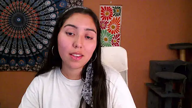 IntimateTales online show from November 2025 11:21:02 PM