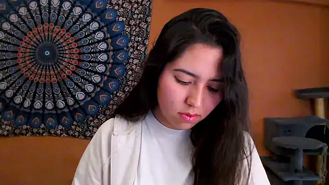 IntimateTales online show from November 2025 09:20:01 AM