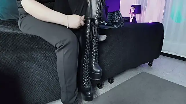  Jade 16 online show from November 2025 11:56:02 AM