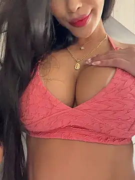 Snapshot of emma_andrew1 chatting on January 2026 01:48:02 PM emma andrew1 online show from January 2026 01:48:02 PM