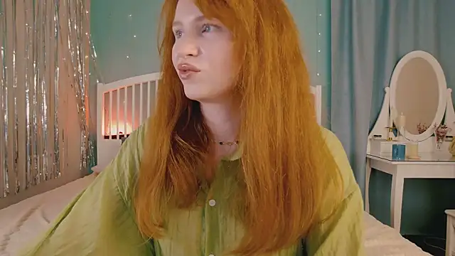 Snapshot of GingerArin chatting on July 2026 01:24:01 PM GingerArin online show from July 2026 01:24:01 PM