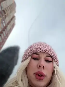 LaraHollywood online show from January 2025 07:14:02 AM