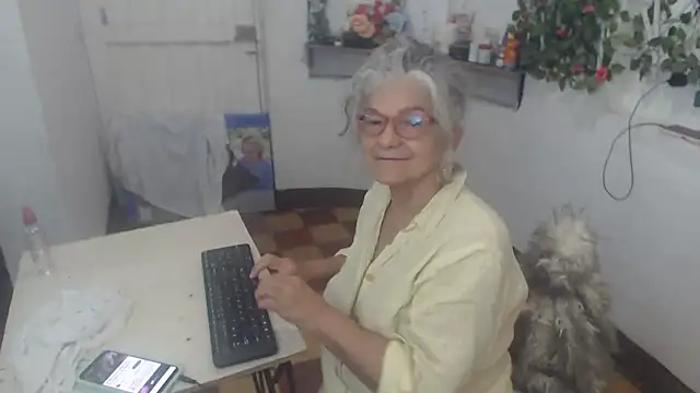 FunnyGrandma online show from February 2025 03:12:02 AM