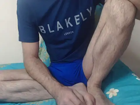 yvesstorm1 online show from November 2025 06:12:01 PM