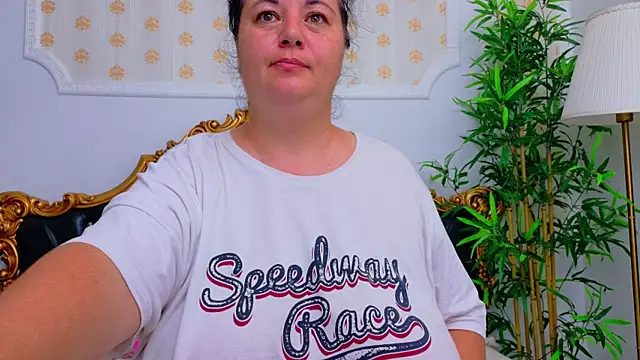 AleshaArabian online show from July 2026 08:04:02 PM