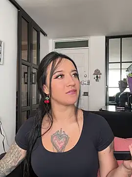 EmmyEvans1 online show from March 2025 06:40:02 PM