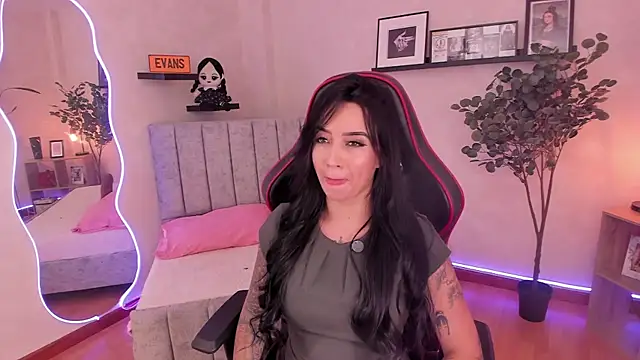 EmmyEvans1 online show from September 2025 07:36:01 PM