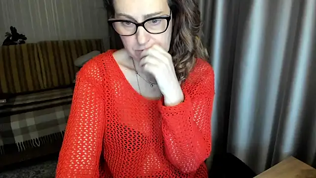 lauraoven online show from February 2026 03:11:02 PM