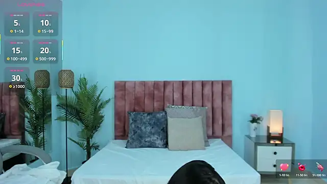 tati saldarriaga online show from November 2025 12:07:01 PM