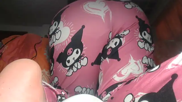 Snapshot of prettyangelsquirt chatting on June 2026 09:28:02 PM prettyangelsquirt online show from June 2026 09:28:02 PM