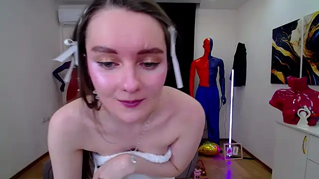 CloudGrace online show from February 2025 04:25:02 PM