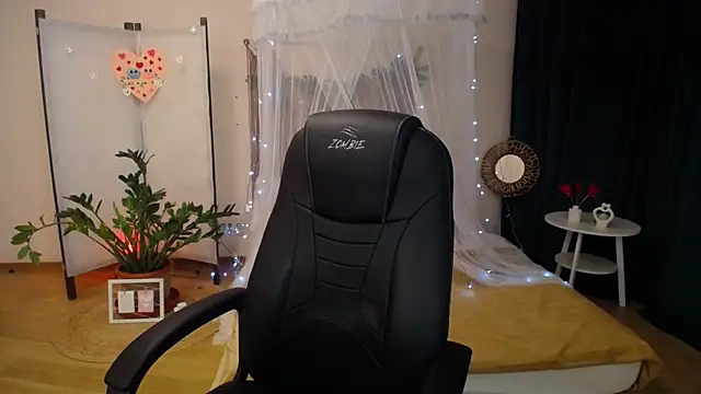 CloudGrace online show from February 2025 06:53:01 PM