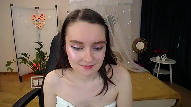 CloudGrace online show from March 2025 06:26:02 AM